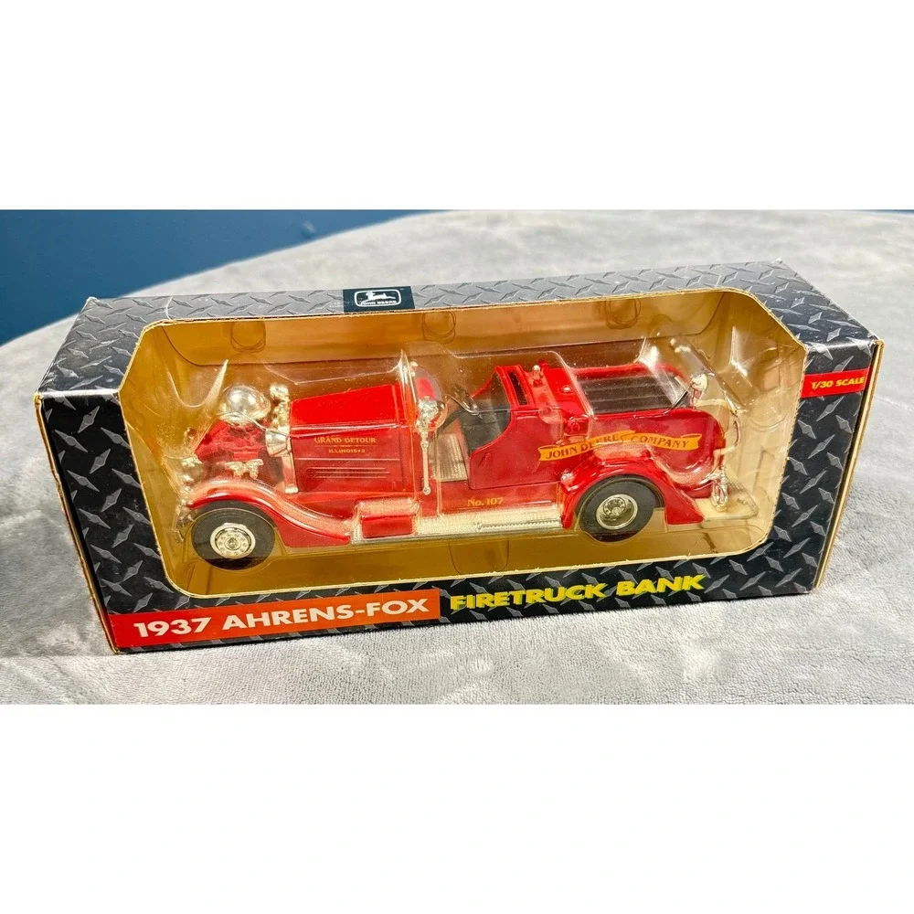 Ertl 1937 Ahrens Fox Firetruck Bank John Deere Diecast 1/30 Scale No 107